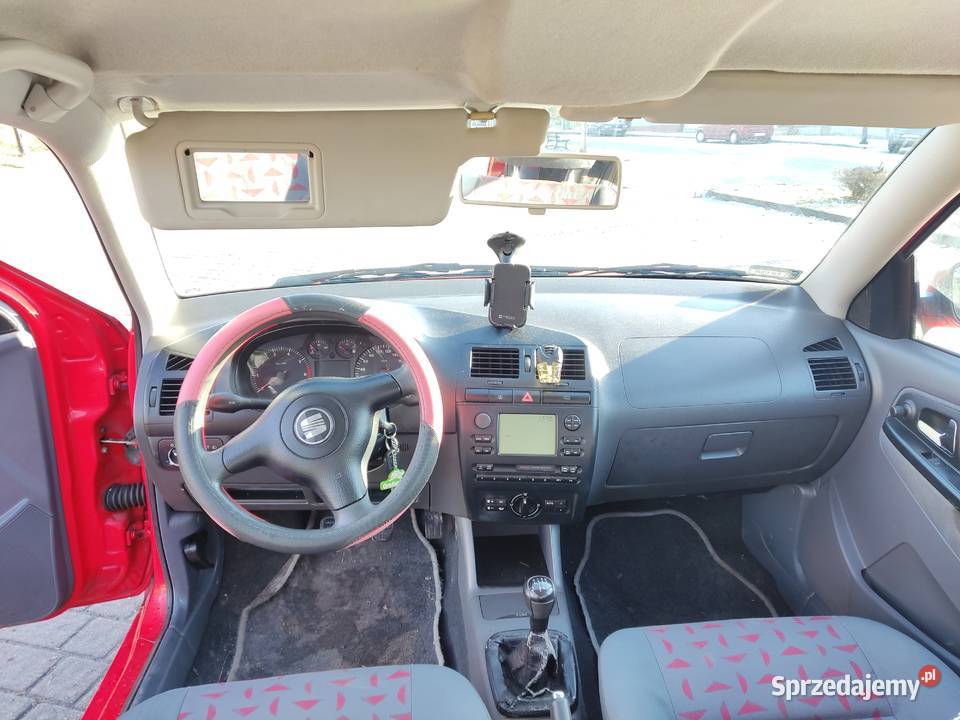 Seat Cordoba 14 MPI W super stanie 4 nowe opony