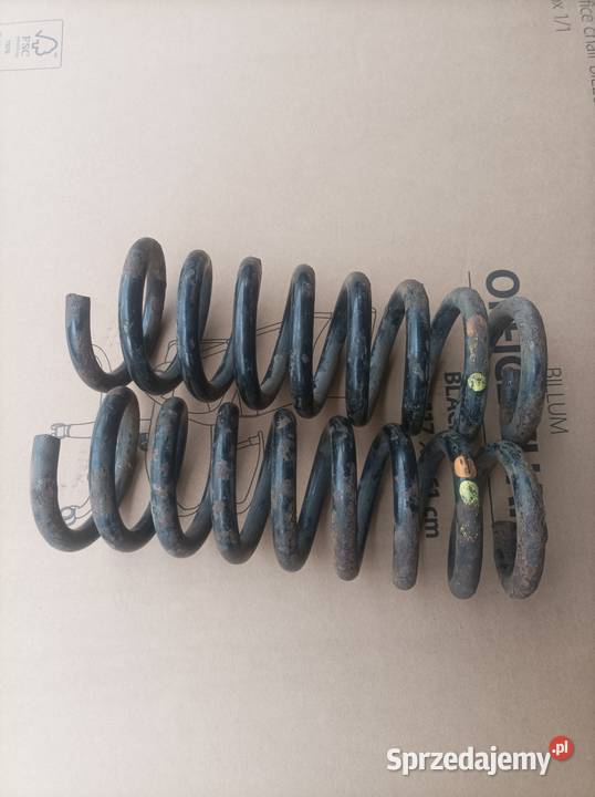 8A0511115BE Sprężyny tył Audi 80 B4 Quattro Sprężyny zawieszenia śląskie Skoczów