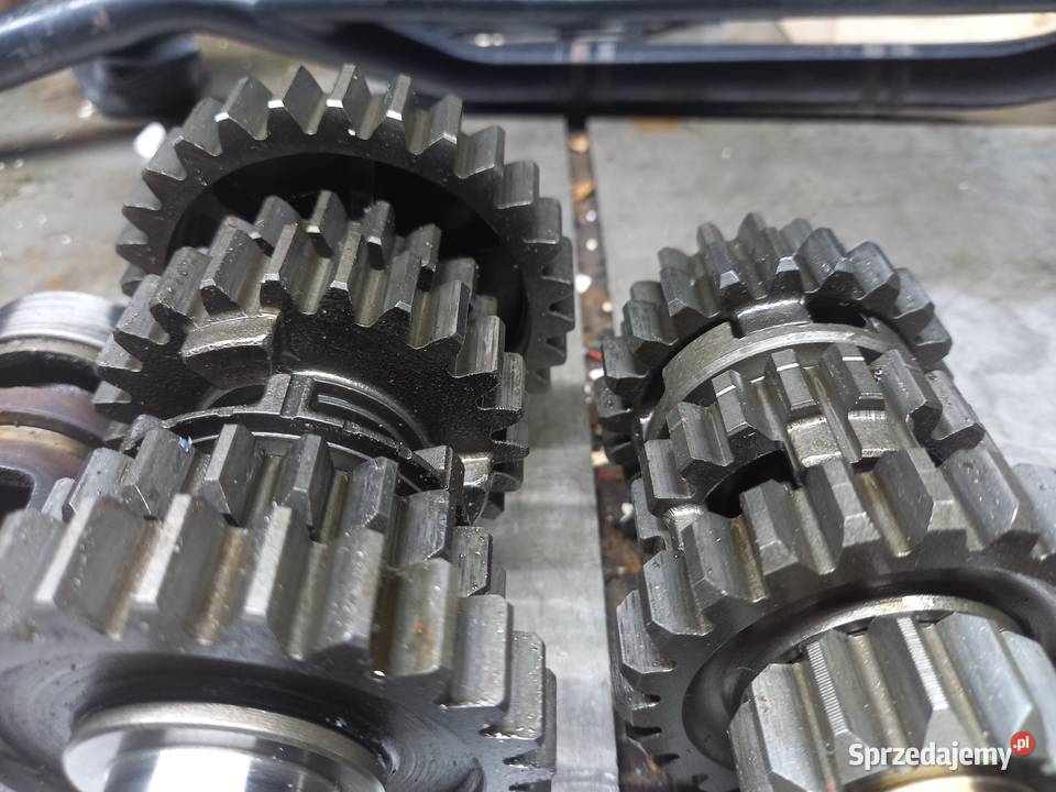 suzuki dr650 skrzynia biegów Koło