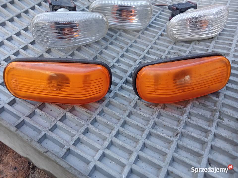 Saab 93 95 900 9000 kierunkowskazy boczne podkarpackie Stalowa Wola