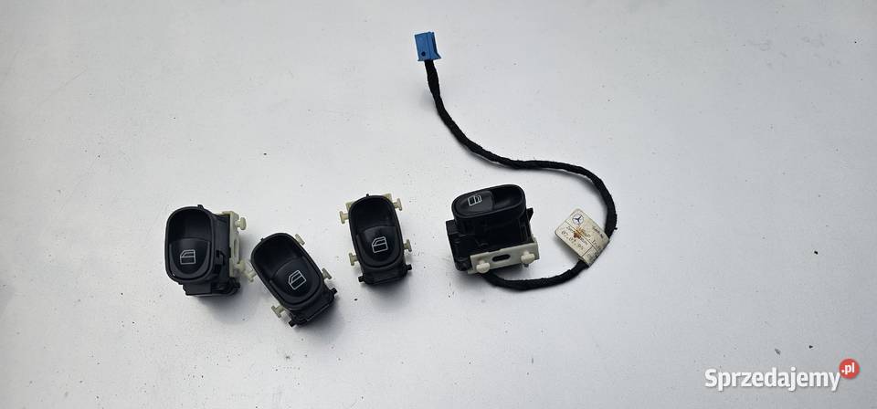 Przycisk szyby mercedes w203 2038200210 Zbąszyń