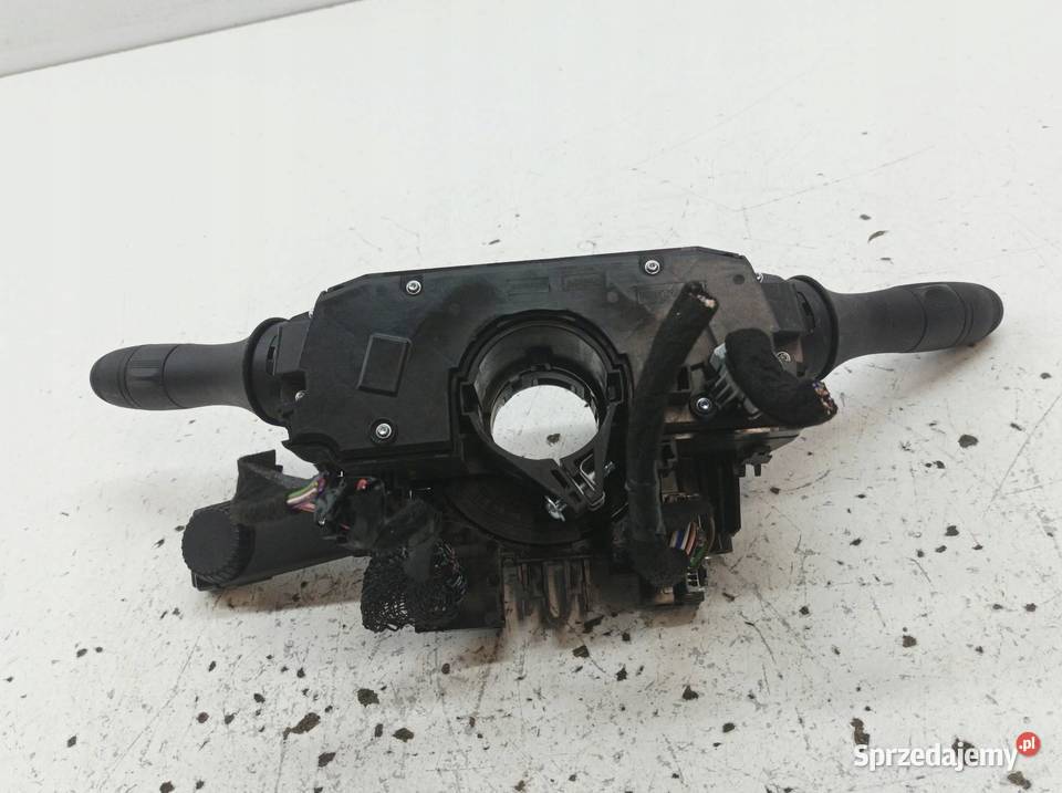 PRZEŁĄCZNIK ZESPOLONY 255673502R 25547852R Dacia sprzedam