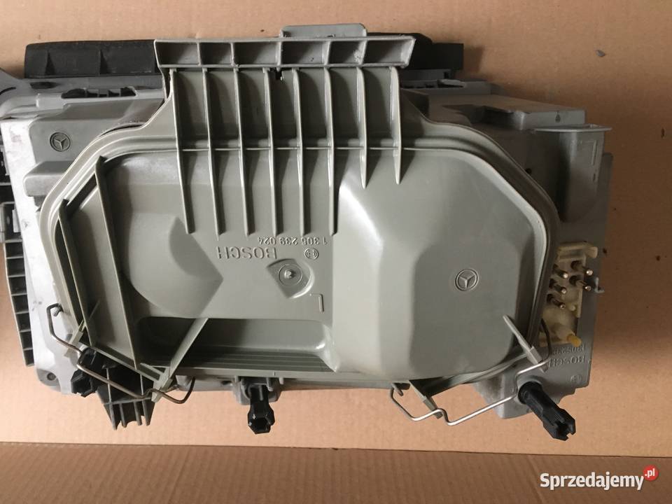MERCEDES W124 ORYGINALNE LAMPY PRZEDNIE BOSCH Lampy przednie