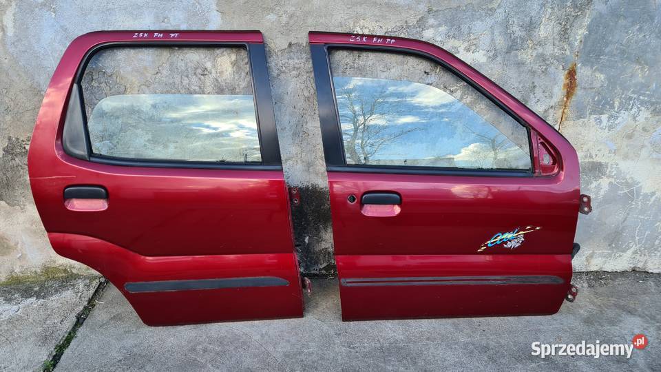 Suzuki Ignis FH 0003 drzwi przód bordowy Z5K części blacharskie Legnica
