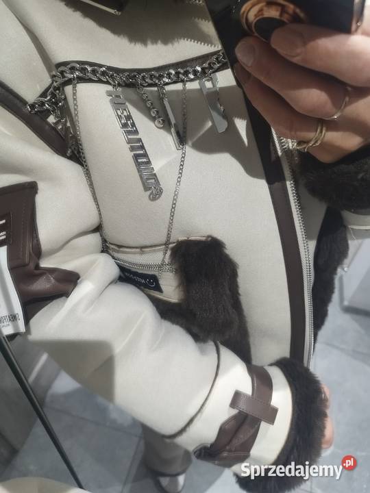 Futerko biało brązowe nowe sm Głogów