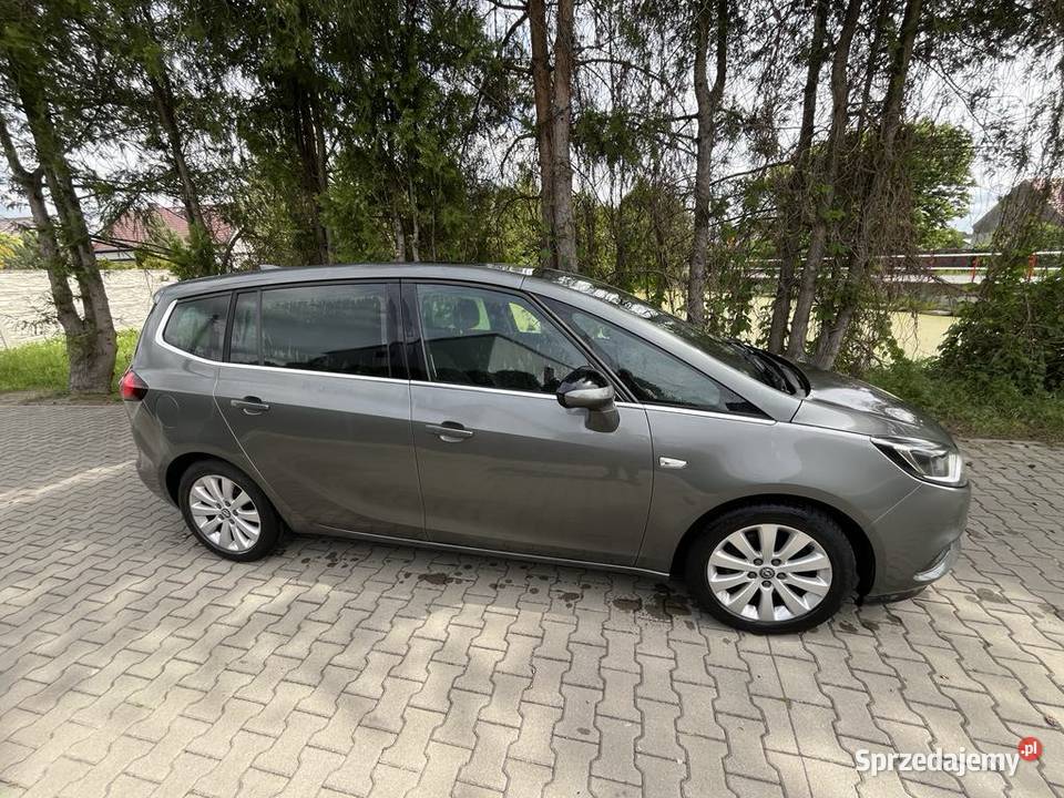Opel Zafira 16 Benzyna 2016 86 321 Szary Stan tempomat Karczów
