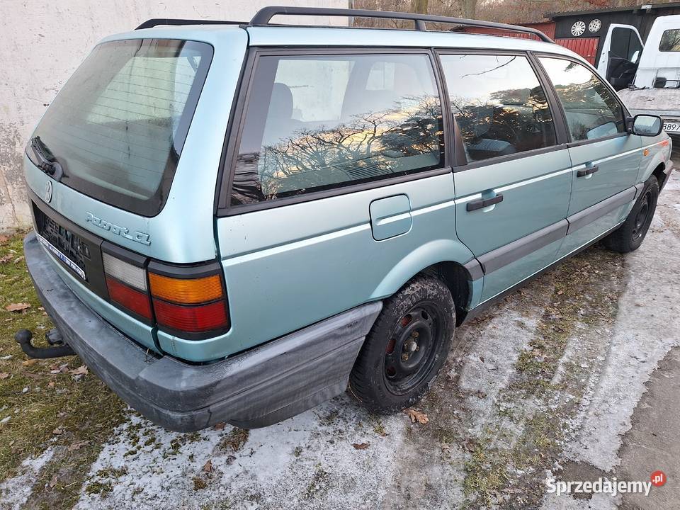 Passat b3 18 benzyna kombi hak klima elektryczne Wolin