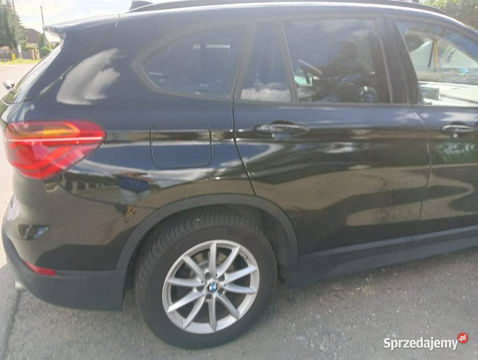BMW X1 diesel 150 automat XDrive niski przebieg relingi dachowe Żory sprzedam