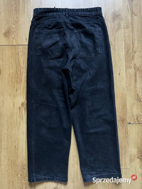 Bershka baggy jeans stan Moda i Styl