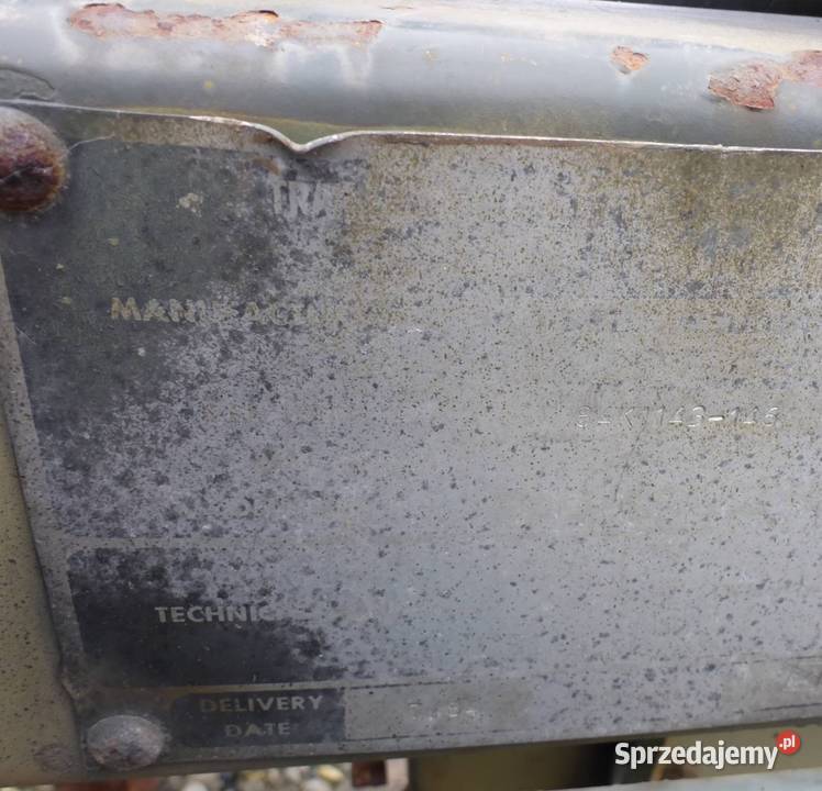 Przyczepa rolnicza Solidna przyczepa wojskowa