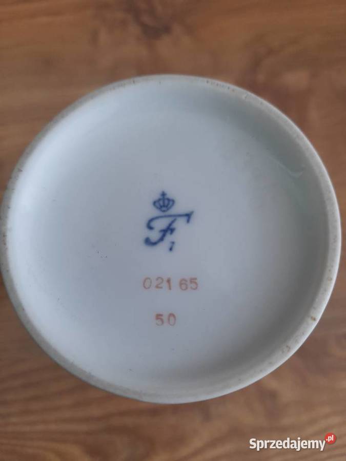 Elegancki wazon porcelanaFurstenberg Kostrzyn nad Odrą