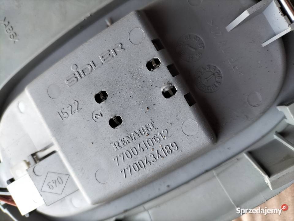 RENAULT CLIO 2 LAMPKA OŚWIETLENIA WNĘTRZA KABINY Oświetlenie kabiny lubelskie