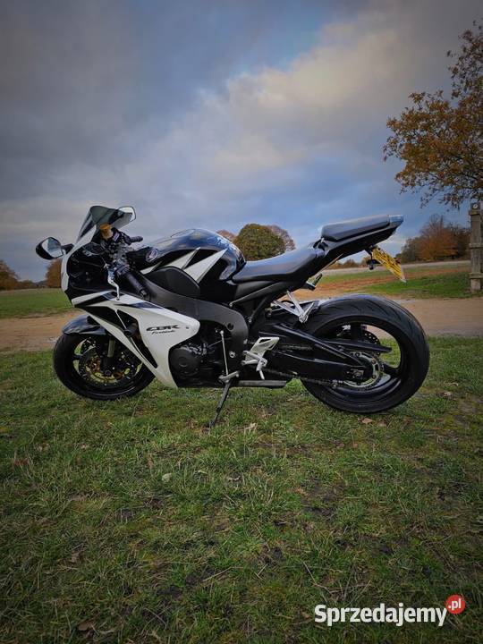 Honda CBR 1000RR SC59 fireblade 2010 r nieuszkodzony świętokrzyskie Kielce sprzedam