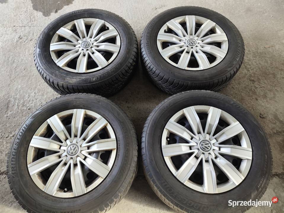 Koła zimowe felgi 17 kołpaki opony 21565 Tiguan Gowarczów