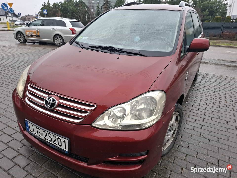 Toyota Avensis Verso 20 diesel 2005r Suwałki