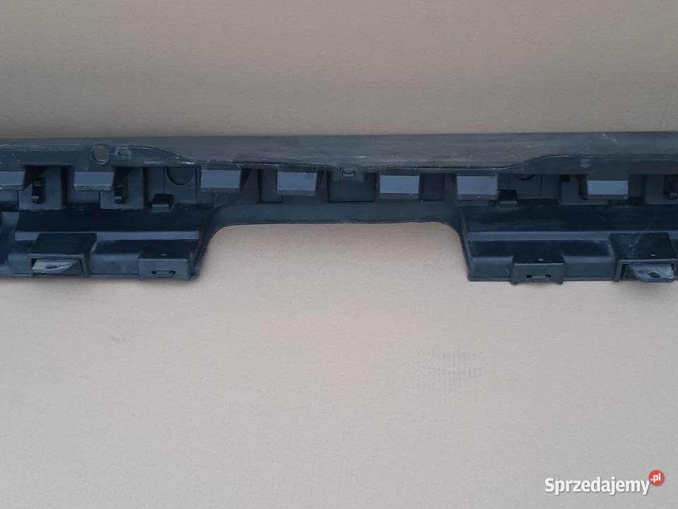 MERCEDES VITO VKLASA W447 ZDERZAK TYŁ TYLNY Trzciel