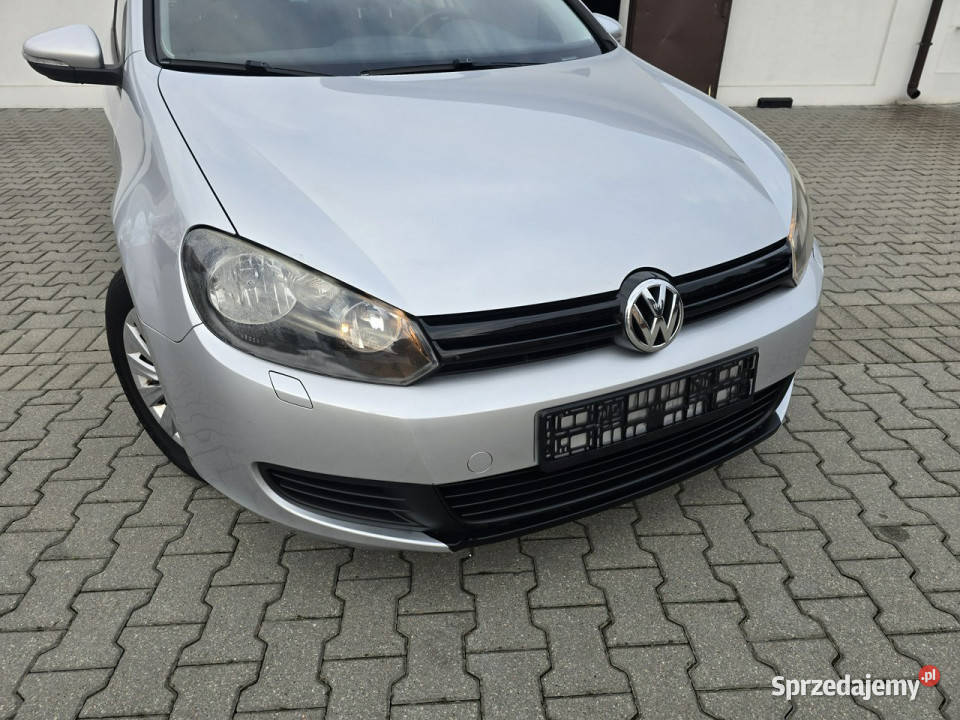 Volkswagen Golf 16MPI srebrny Golf Kutno