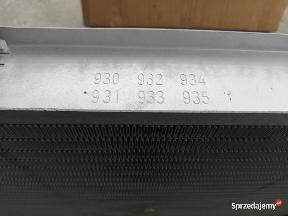 Mercedes 190 201 2516V Chłodnica 2015008103 pomorskie