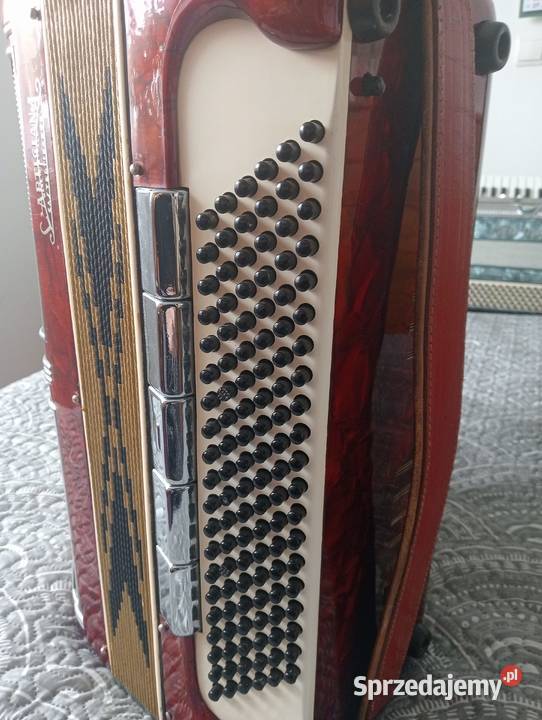 Sprzedam akordeon Sartigiana 120 bas Janów Lubelski