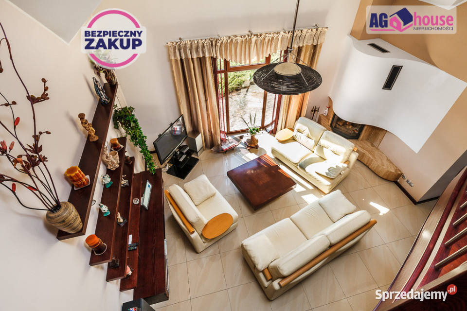 Dom wolnostojący Reda 336m2 wolnostojący