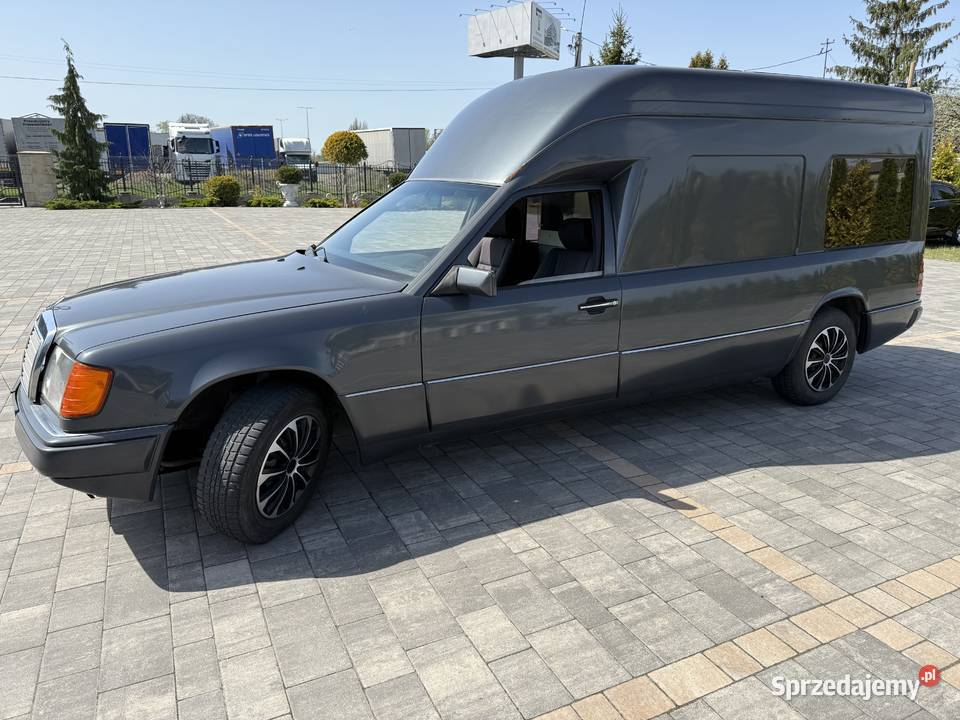 Samochód pogrzebowy Mercedes Benz 230E sprzedam