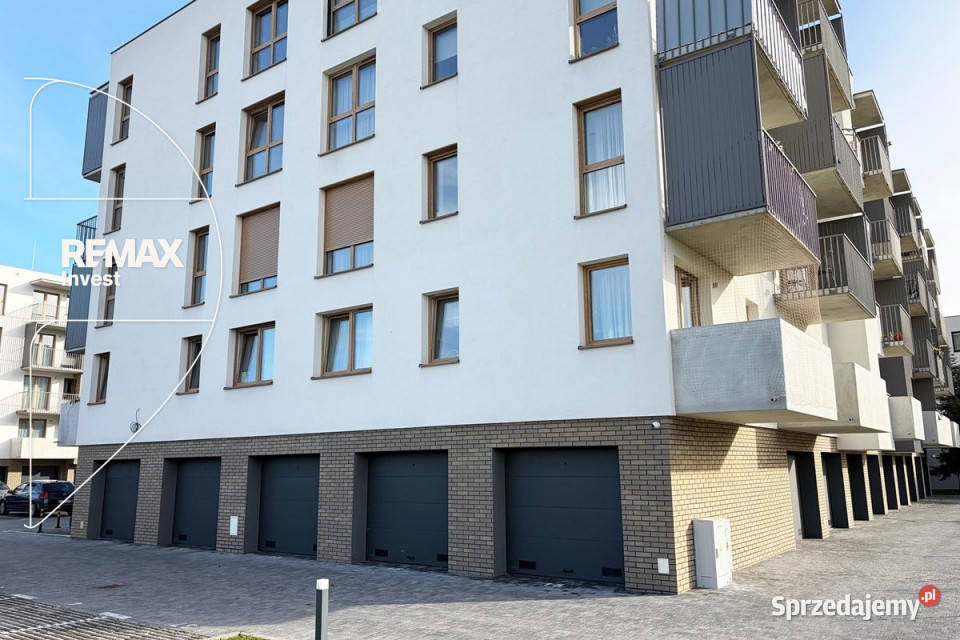Mieszkanie w Kętach z garażem i balkonem 6102m2 małopolskie Kęty sprzedam