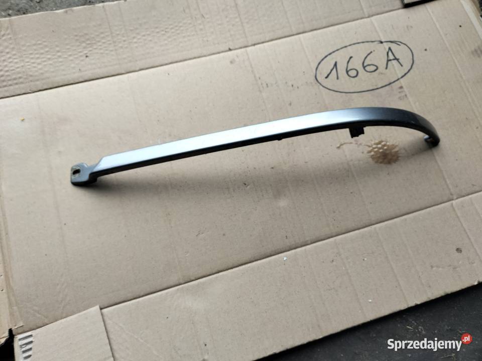 AUDI 80 B4 LISTWA POD LAMPE REFLEKTOR HOKEJ LEWY osobowe Pozostałe Kamień-Kolonia sprzedam