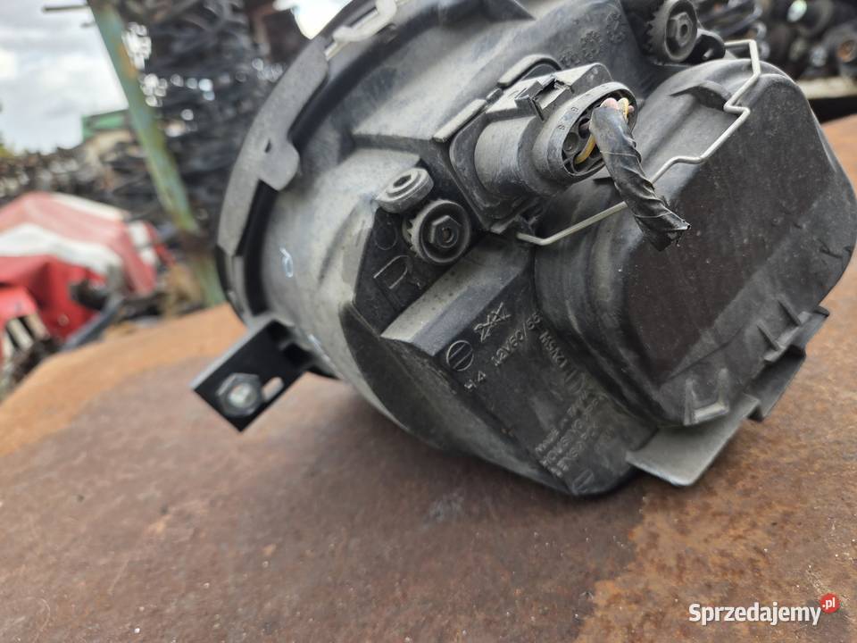 Lampa prawa przednia Volkswagen Lupo osobowe Łagów