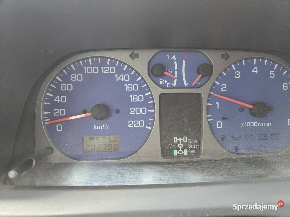 Mitsubishi Pajero Pinin 18gdi 2000r relingi dachowe sprzedam