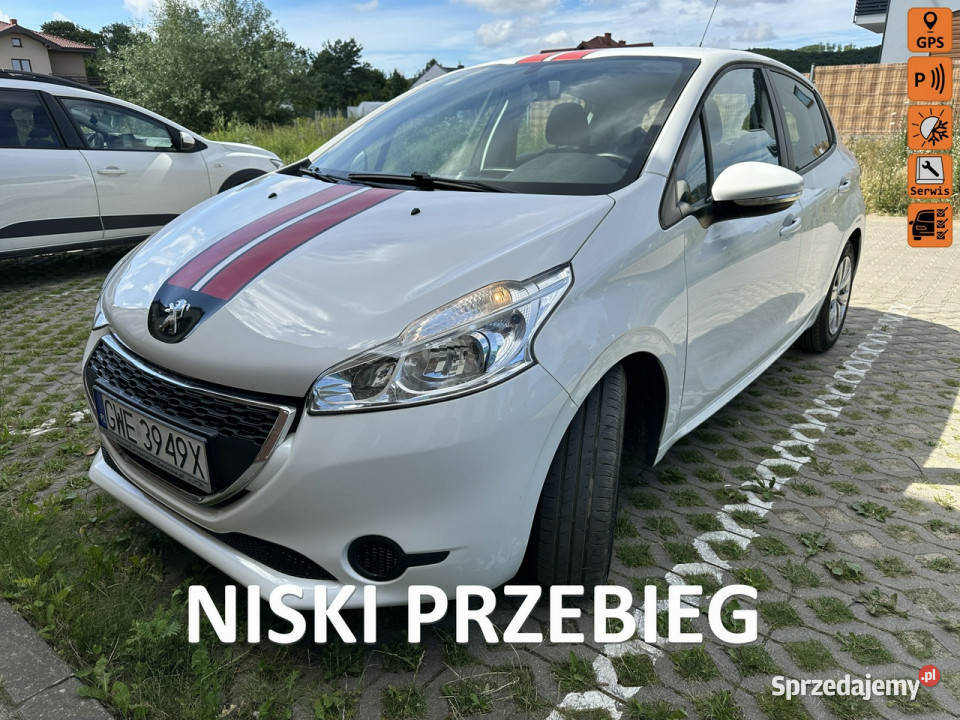 Peugeot 208 Benzyna tempomat nawigacja isofix wspomaganie kierownicy pomorskie Wejherowo sprzedam