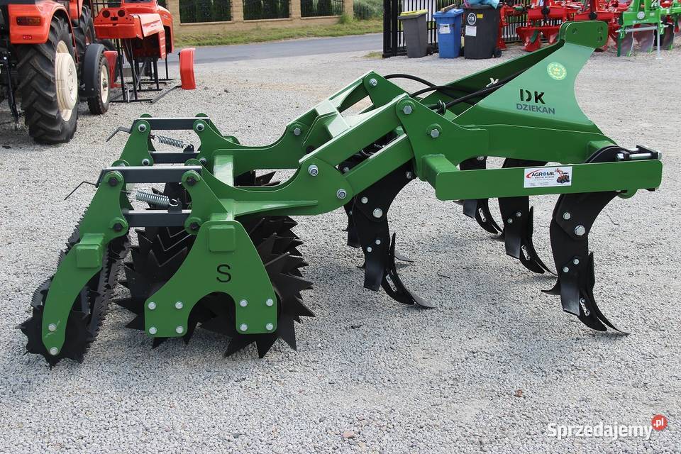 Kultywator dłutowy bezorkowy SMOK 18 40 K3F2Z Rogóźno