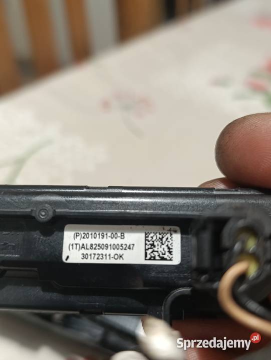 Tesla Model Y JUNIPER KAMERA COFANIA Czujniki i kamery cofania Częstochowa