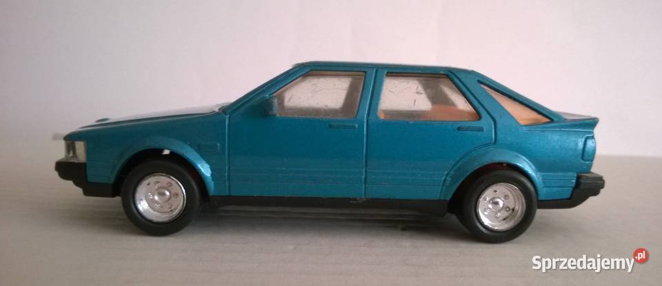 Stara Zabawka Samochód Model Saab 900 mazowieckie Radom sprzedam
