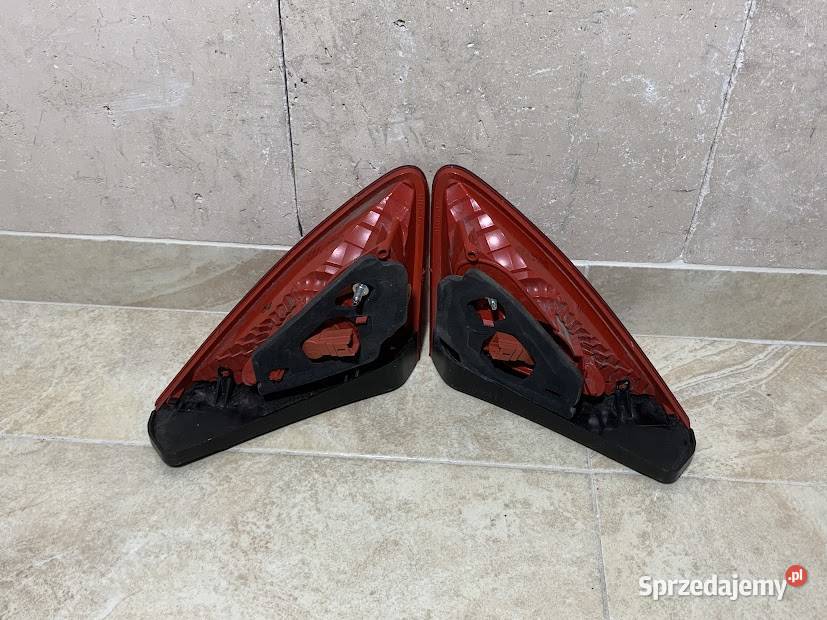 Lampa tył prawa lewa 9683460980 Peugeot 3008 Barwałd Dolny sprzedam
