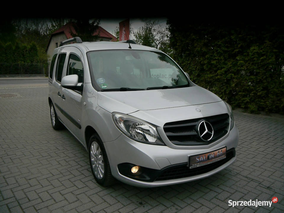 Mercedes Citan Tourer 15d 5os bez rdzy i korozji wspomaganie kierownicy Częstochowa