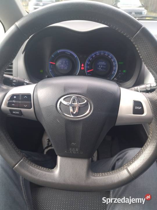 Toyota Auris 18 hybrid 135000km Żory sprzedam