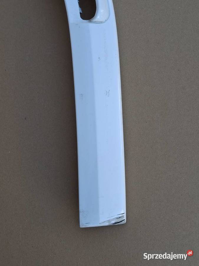 SCANIA R S LISTWA NAKŁADKA BŁOTNIKA PRAWY PRZÓD Bieleń