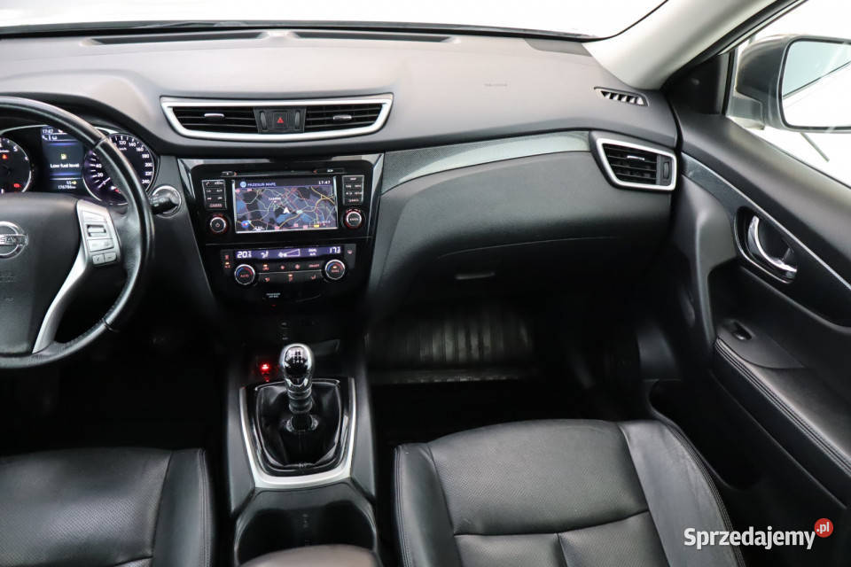 Nissan XTrail 16 DIGT 1618cm3 Zabrze sprzedam