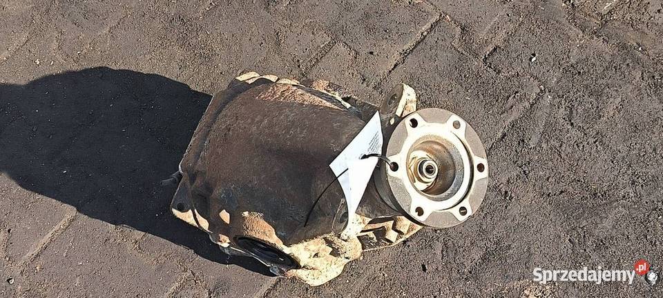 DYFERENCJAŁ TYŁ MITSHUBISHI PAJERO IV Lipno