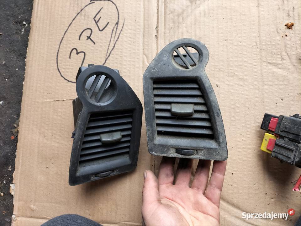 KRATKA NAWIEWU LEWA PRAWA Renault Megane 2 osobowe lubelskie sprzedam