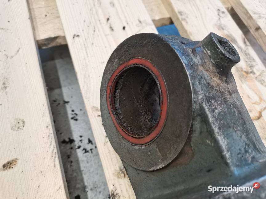 Neuson 6002 Siłownik pługa Wilkowo sprzedam