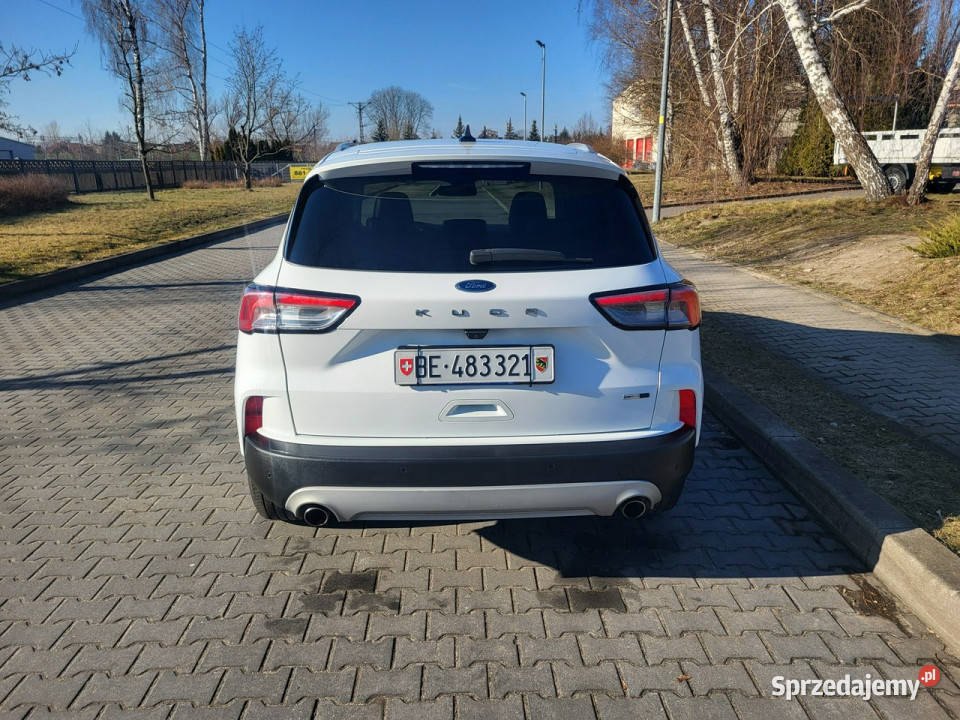 Ford Kuga 100 BEZWYPADKOWEKsiążka