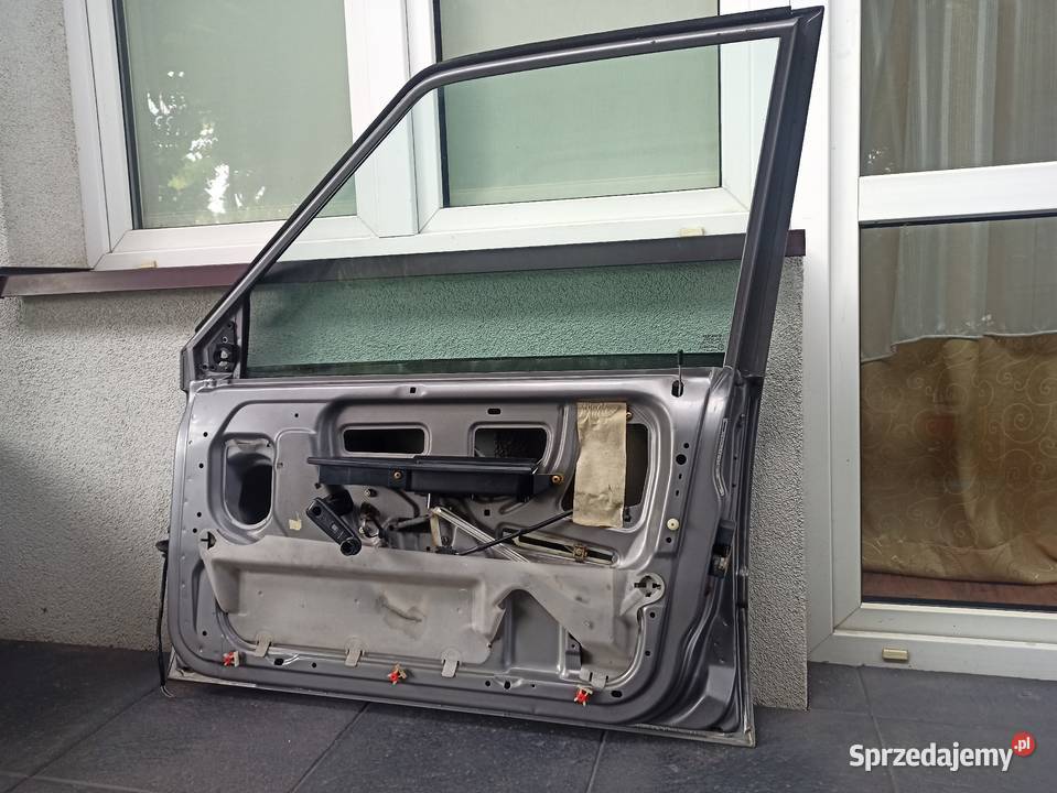 Volvo 740 940 drzwi przednie prawe pasażera łódzkie Sieradz