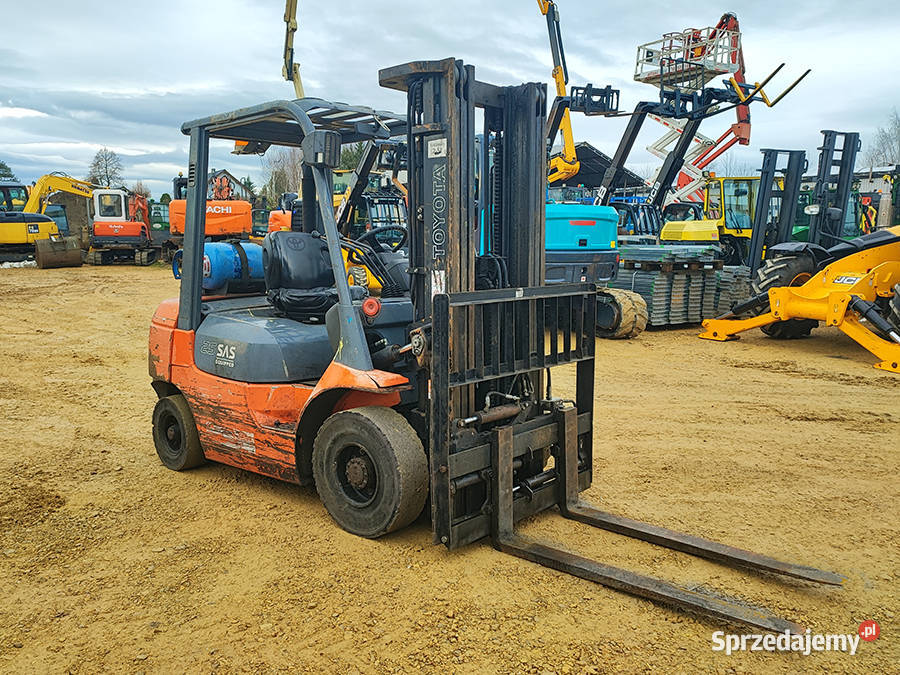 Wózek widłowy Toyota 427FGF25 25 tony triplex 47 Kęty