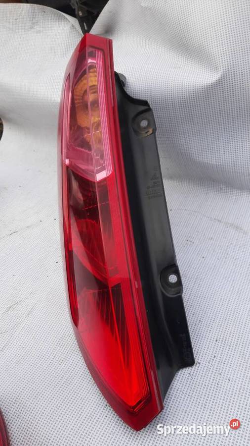 lampa tylna lewa FIAT GRANDE PUNTO 3 i 5 drzwi Dębno