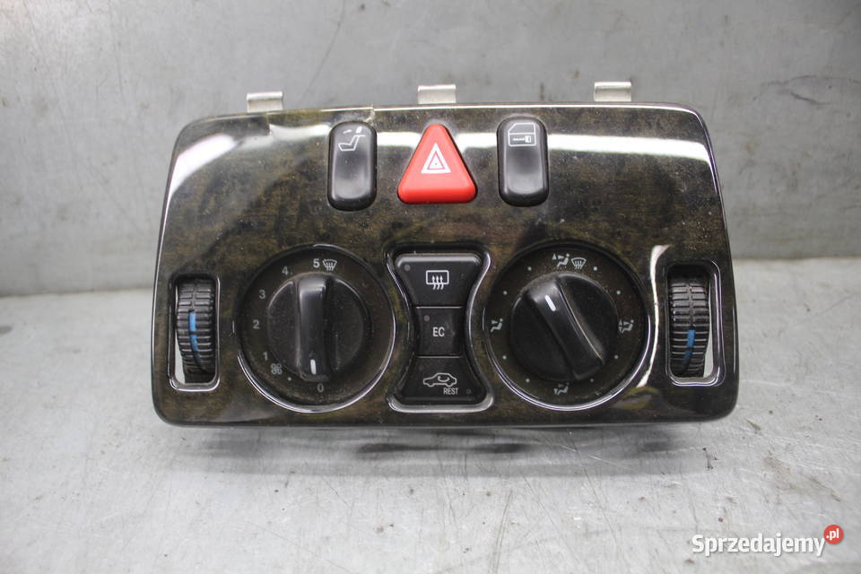 Mercedes W208 C208 Panel nawiewu klimatyzacji osobowe Sompolno sprzedam