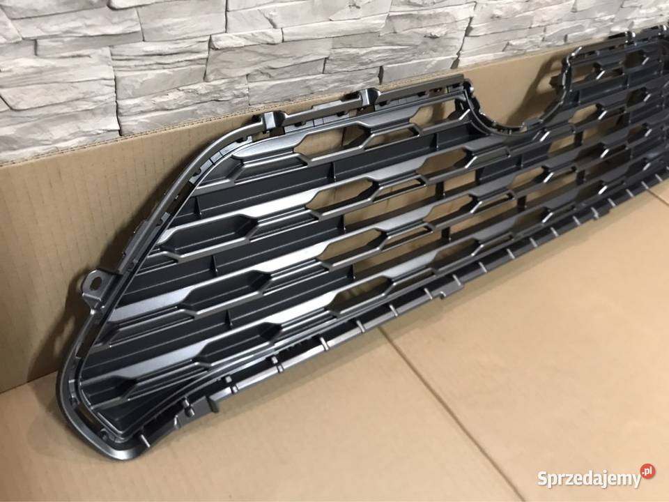 Toyota RAV4 RAV4 V Grill atrapa przód podkarpackie Jarosław