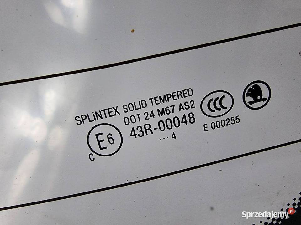 SZYBA TYŁ SKODA OCTAVIA I LIFT sprzedam