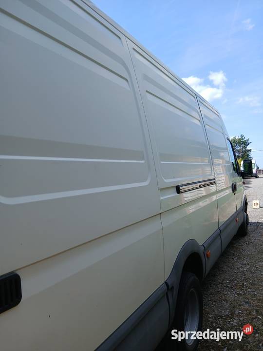 Sprzedam Iveco Daily na bliźniaku nieuszkodzony świętokrzyskie Sandomierz sprzedam