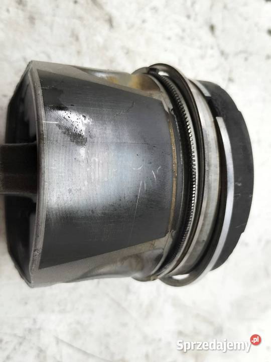 TŁOK KORBOWÓD 80L85 25 D M57 Bmw Seria 5 IV sprzedam